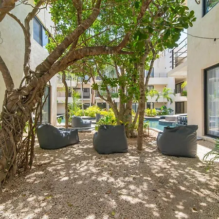 Boho Chic 2br With Swim-up Pool Near The Apartment Tulum
