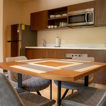 Peregrina 202b 1br Apartment