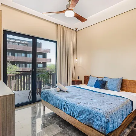 Walk To 1br 4 Guests Kids Area Office