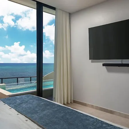 Beachfront 2br Condo, Private Pool & Tankah Bay * Tulum