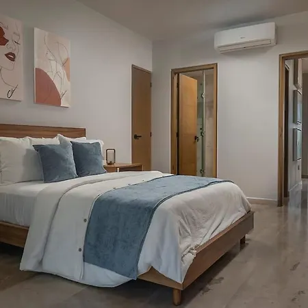 Beachfront 2br Condo, Private Pool & Tankah Bay Tulum