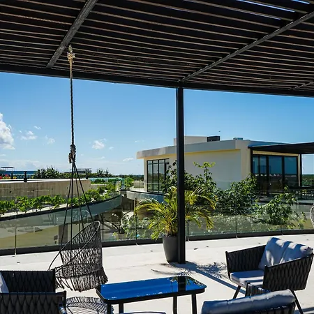 Oasis Jungle Views, 4 Pools & Near