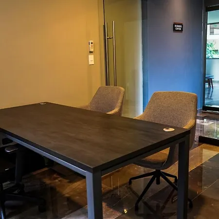 Chic 1br Private Balcony,sauna, Gym Y Wifi *
