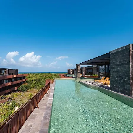 Amira Luxury 3br Ph With Rooftop Pool & Shared Gym