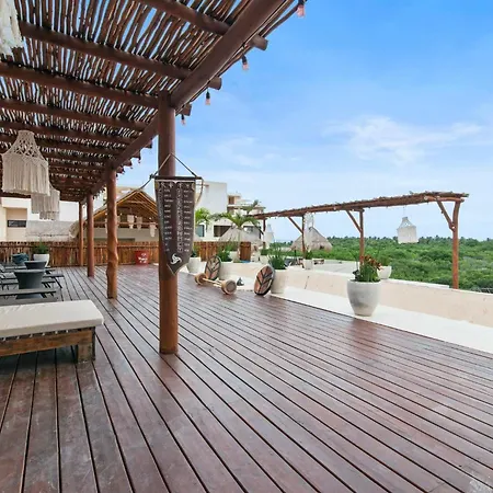 Apartamento Penthouse With Rooftop Plunge Pool - Distant Ocean *