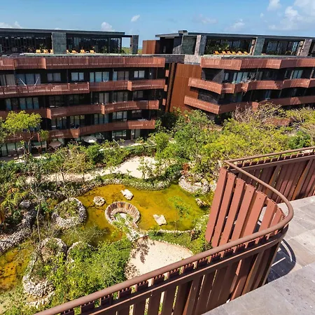 Amira Luxury 3br Ph With Rooftop Pool & Shared Gym Apartment Tulum