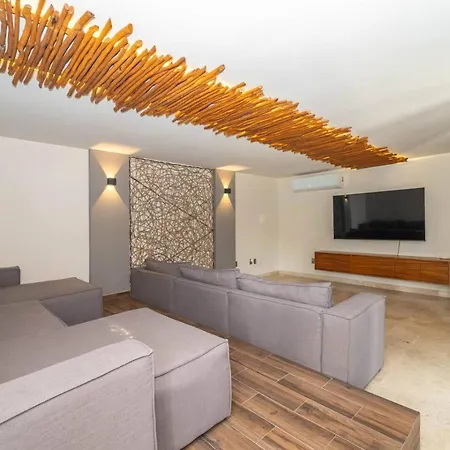 Apartment Luxury 2bd In W 2 Pools Gym *