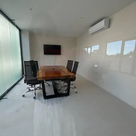 Apartment Ph De 2 Rec, Gim, Cine Y Jacuzzi Privado En *