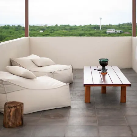 Penthouse With Rooftop Plunge Pool - Distant Ocean Apartamento Tulum