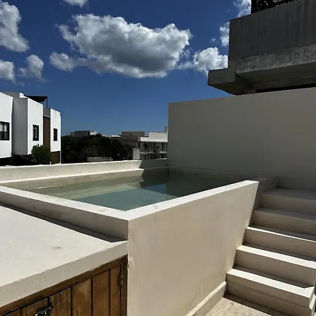 Penthouse In La Valeta With Rooftop & Plunge Pool
