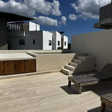 Penthouse In La Valeta With Rooftop & Plunge Pool Apartment Tulum