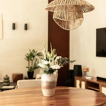 Bt Homes - - De Lujo En La Selva Con Piscina