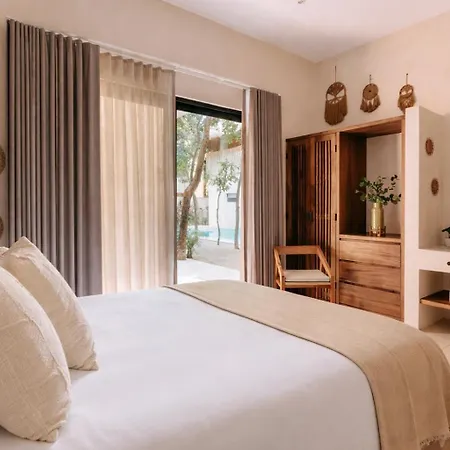 Stylish 3bd3ba In Tulum's Neighborhood Holiday home