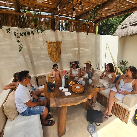 Lodge Tzunum Jade Tulum