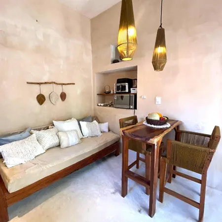 Tzunum Jade Lodge