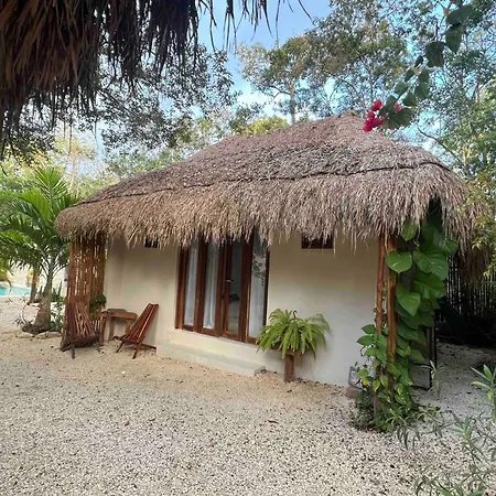 Tzunum Jade Lodge *