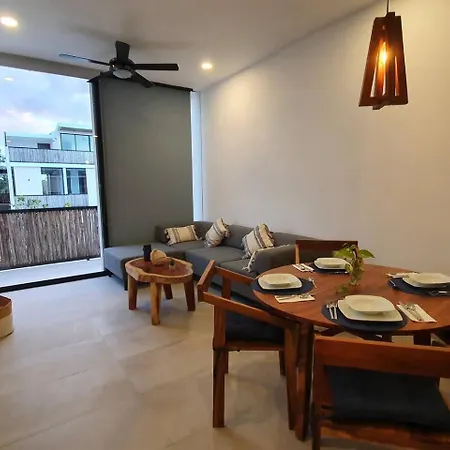Palalma Casa Luxury 2br & Iconic Pool Apartment *