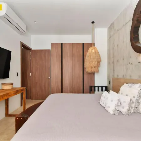 Apartment Nuju - Beutiful With Swimout-gym-rooftop-pool