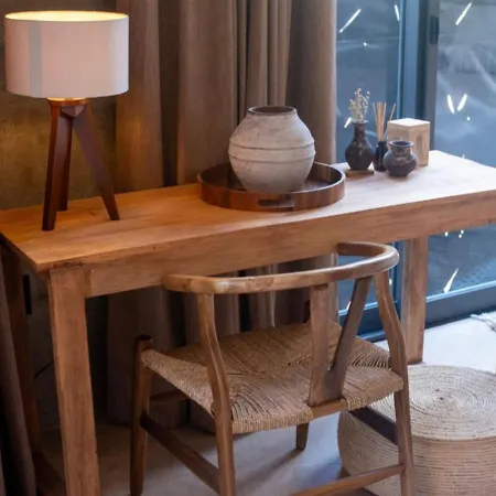Nuju - Beutiful With Swimout-gym-rooftop-pool Apartment