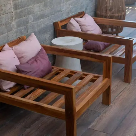 Nuju - Beutiful With Swimout-gym-rooftop-pool Apartment