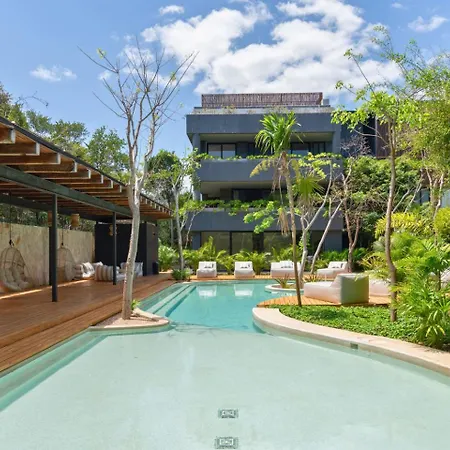 Exclusive 2br Lock-off Huge Terrace & Private Pool Humana Apartment *