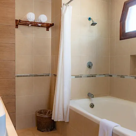 Mia Beachfront - Ocean View And Club Hotel Tulum