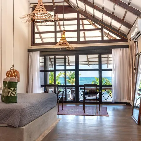 Mia Beachfront - Ocean View And Club 4* Tulum