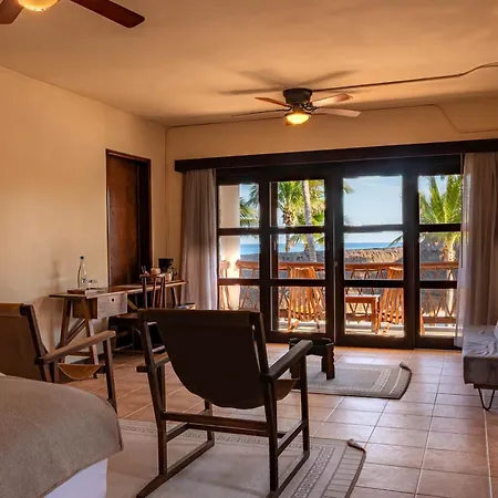 Mia Beachfront - Ocean View And Club 4* Tulum