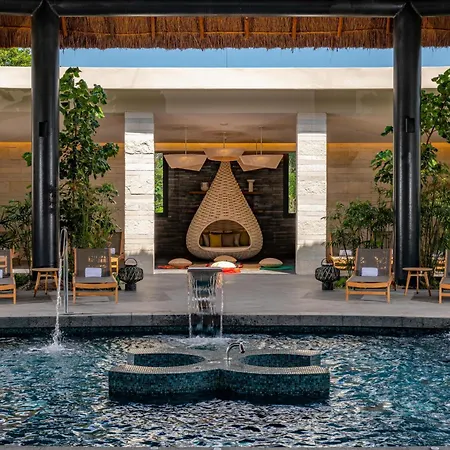 Resort Conrad Riviera Maya 5*
