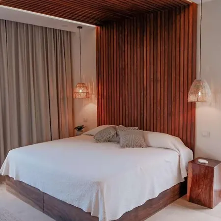Kaoba Oceanfront Residences Apartment *