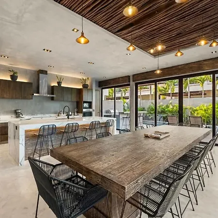 Casa Piedras Negras - Luxury -