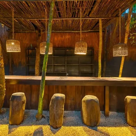 Tree House - Access - Holiday home *