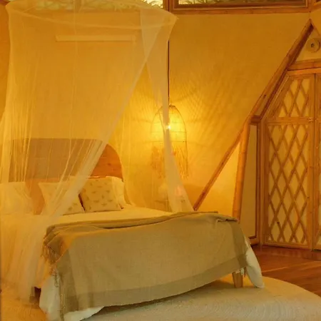 Lodge Romantic Star Bath Suite, Cave Pool & Yoga Center Tulum