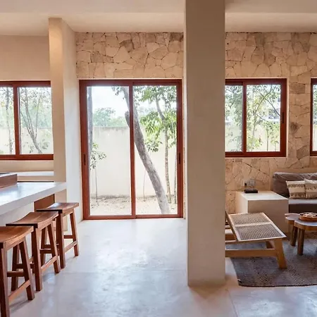 Сasa de vacaciones Private 9br Luxury Compound With Private Plunge Pools *