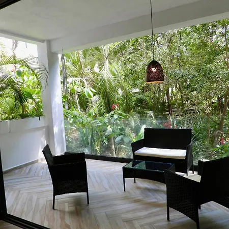 New! La Veleta 2br, Pool, Jacuzzi & Gym Сasa de vacaciones *