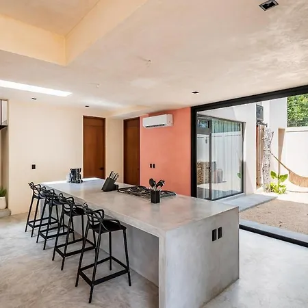 5-bedroom Private House With Pool In Tulum