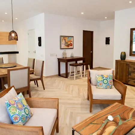 New! La Veleta 2br, Pool, Jacuzzi & Gym Tulum