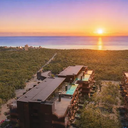 Jungle Guardian - Rooftop Pool & Club In Zona Hotelera Apartment