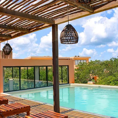 Exclusive Jungle Hideaway Apartment *