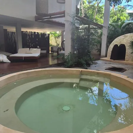 Jade Luxury 24 *