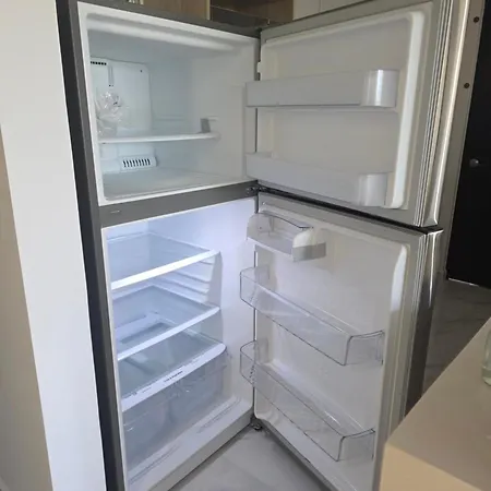 Apartment Spacious 2br With 24 7 Security