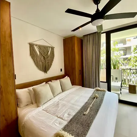 Private Jacuzzi 5 Min From The Beaches Apartamento