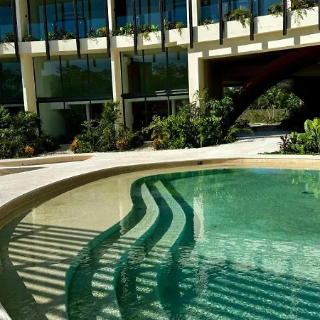 1br Private Pool Jungle View Shuttle Apartment