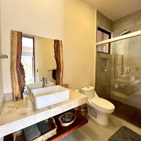 Exclusive Jungle Hideaway Apartment