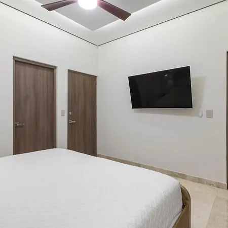 Apartment Private Pool With Access And Baby Crib - Zone