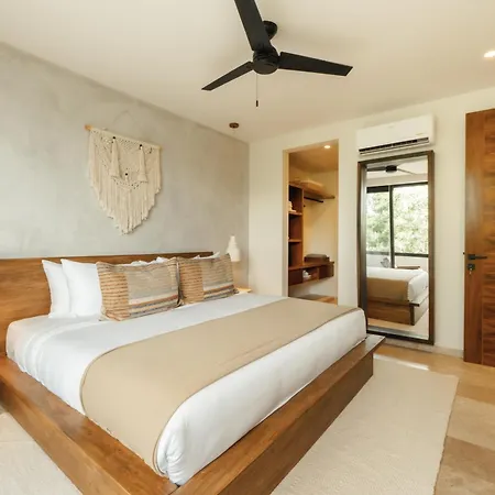 Elegant Duplex With Rooftop Jacuzzi In * Tulum