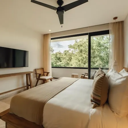 Elegant Duplex With Rooftop Jacuzzi In Apartamento