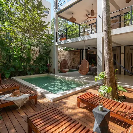Limas Apartment