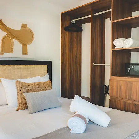 Luxury 2br Retreat With Private Pool & Apartamento *