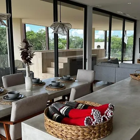 Apartment 1br Private Pool Jungle View Shuttle *